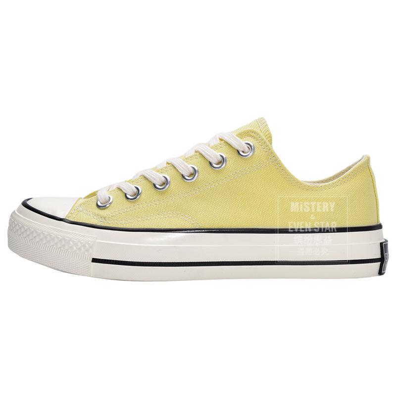 New Product Hot Sale New Classic Canvas Shoes 18/211 New Color