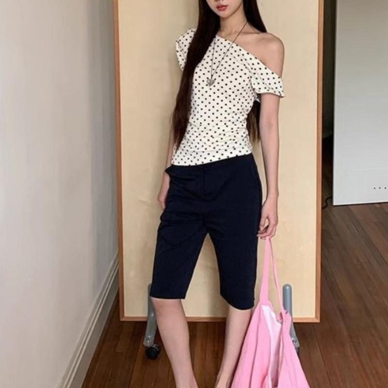 Retro Beige Black Polka Dot Slim-Fit Short-Sleeved Sexy Skew Collar Off-Shoulder T-Shirt Summer Korean Style Fashion Casual Top