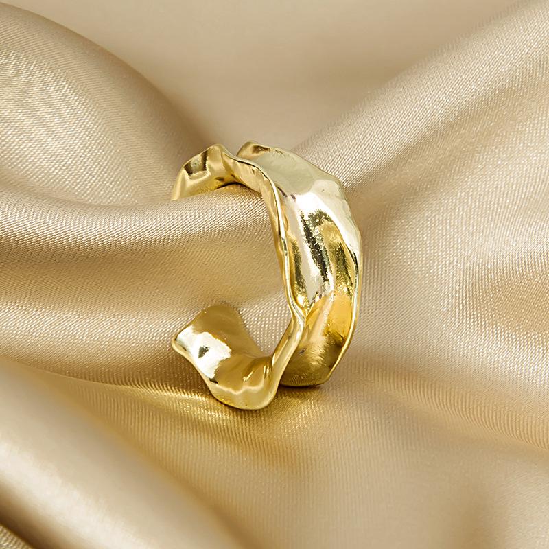 Korean Minimalist Asymmetric Women's Ring: Irregular Metal Concave-Convex Wide Band
