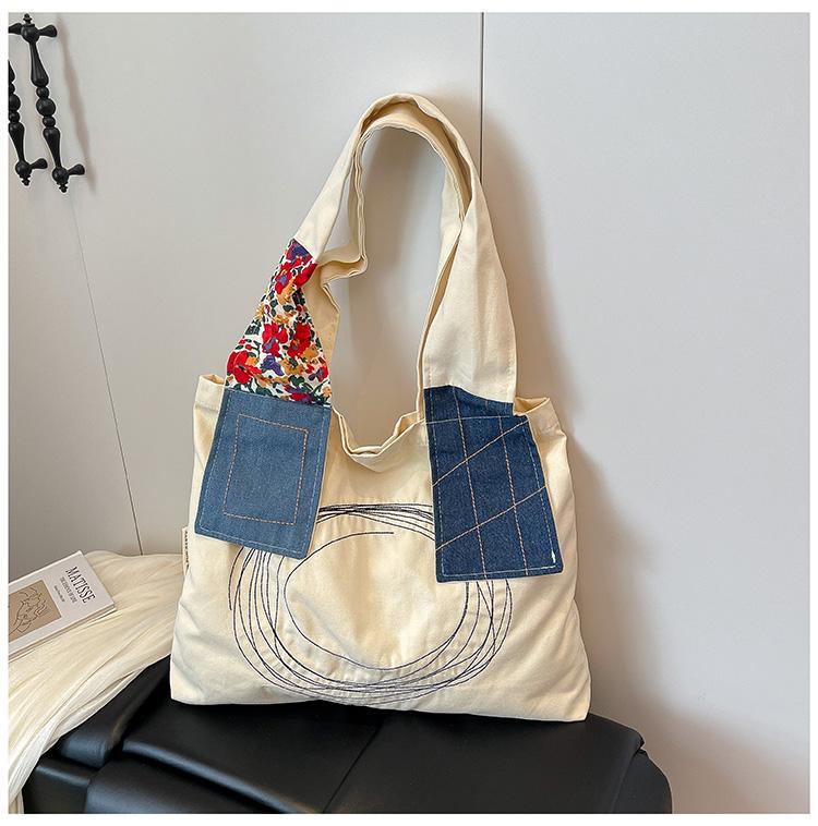 

2026 New Canvas Bag Women s Single Shoulder Big Bag Drawstring Multi Pocket Japanese Large Capacity Leisure Storage Travel Bag бежевый