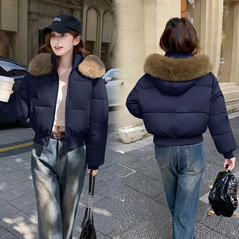 Chaqueta Corta Gruesa de Invierno para Mujer con Cuello de Piel Cálida y Diseño de Capucha