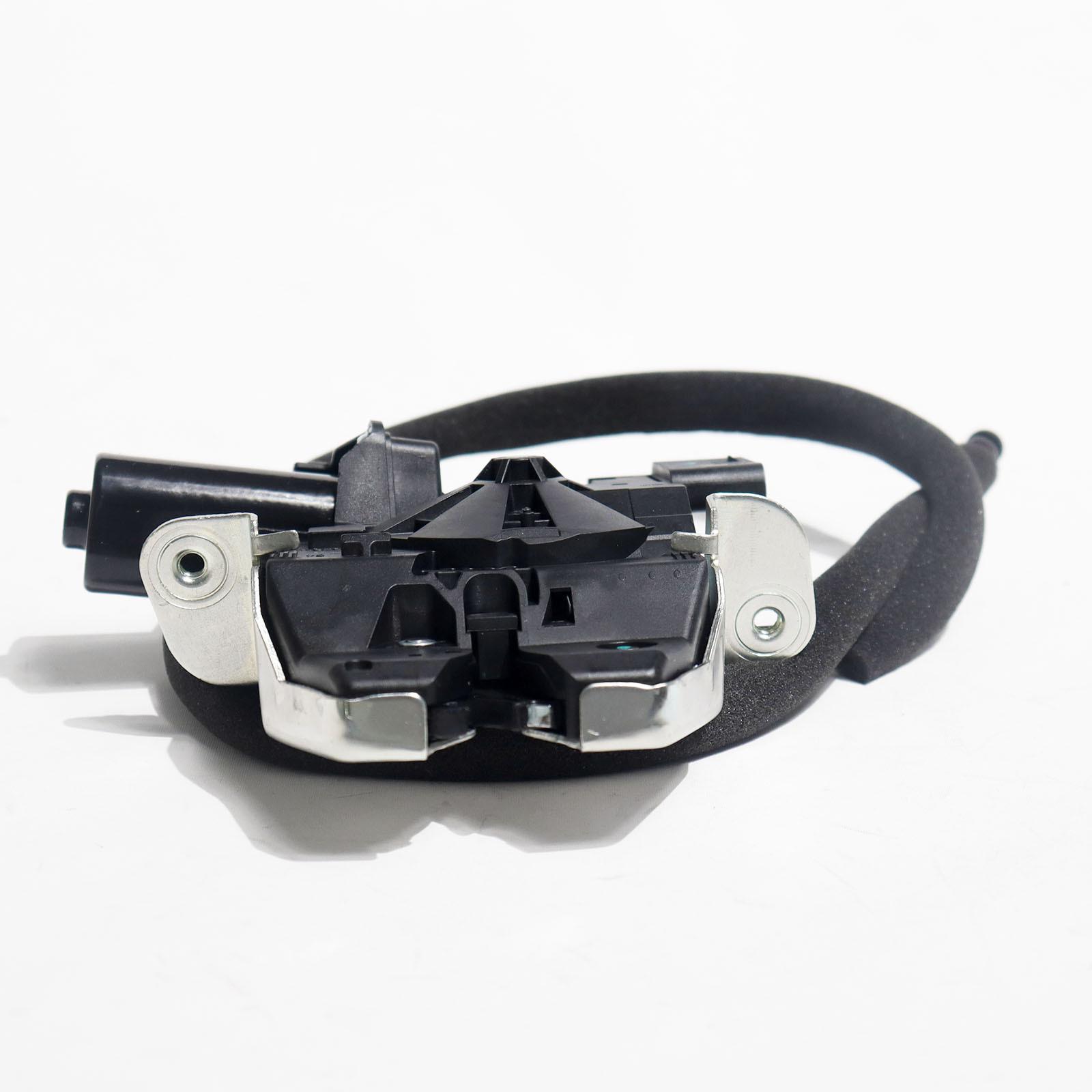 

Активатор замка крышки багажника/задней двери Mercedes-Benz 2317500085 Tan Fu Er