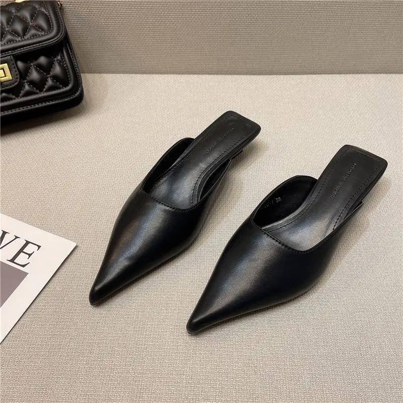 Fashion Woman Slippers Pointed Toe Outside Job Sandals Slides Mules Low Heel White Shoes for Women with Comfortable Luxury Korea Style