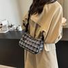 Sweet Bow Shoulder Bags Women England Style Plaid Handbags  New Cloth Lightweight Large Capacity Messenger Bags Luxury