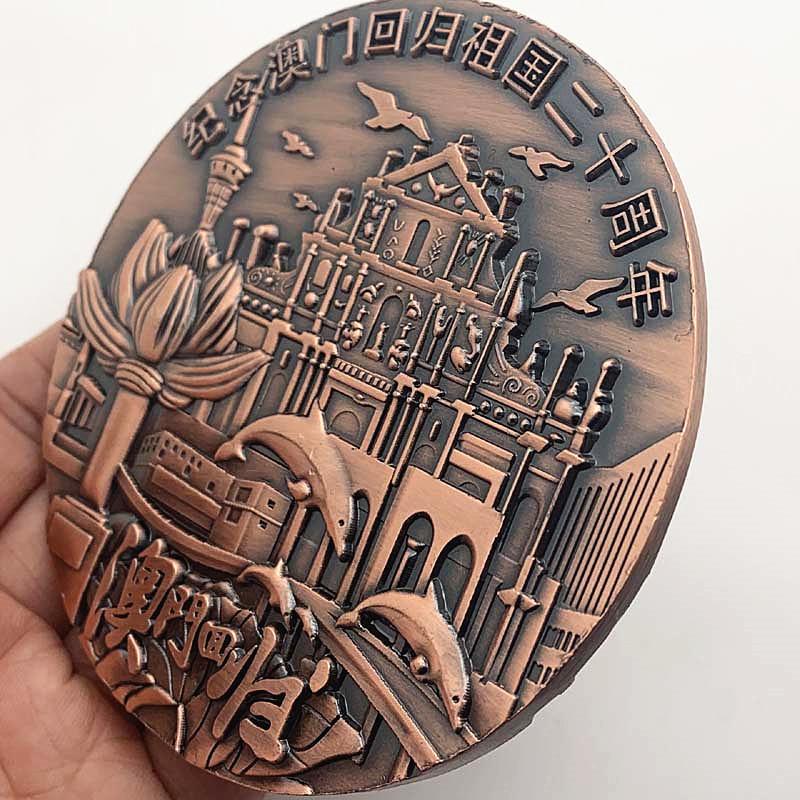 Zum 20. Jahrestag der Rückgabe Macaus, große Bronzemedaille, Gedenkmünze, Macau Tourismusgeschenk, Friedensdelphin