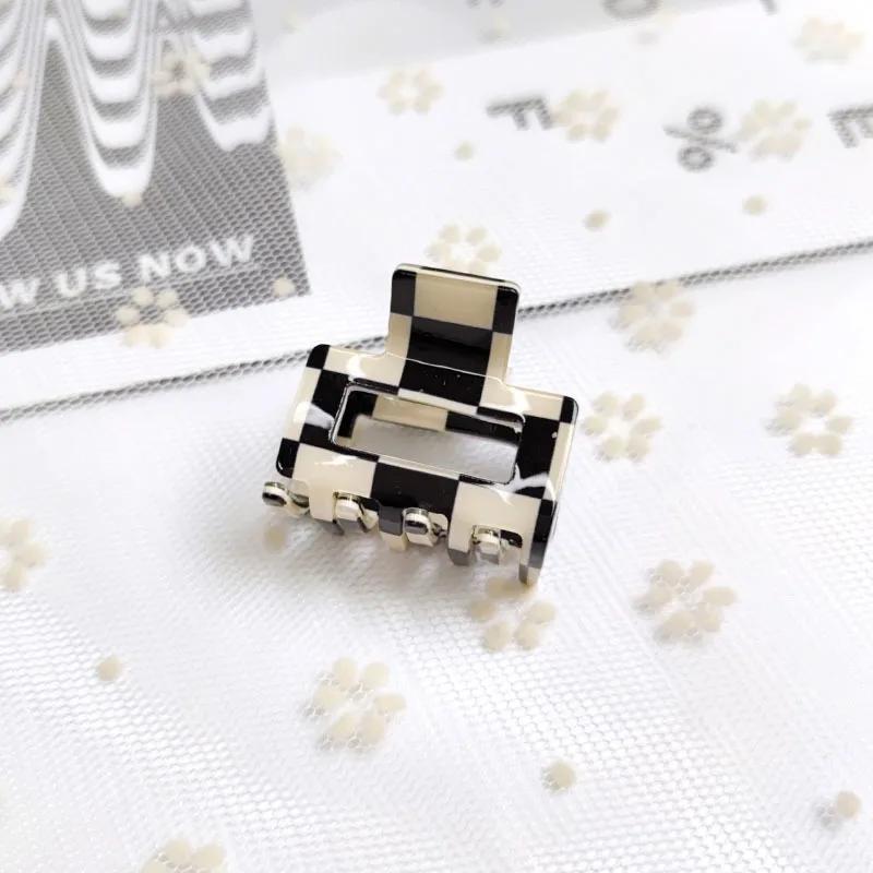 Vintage Acetate Mini Hair Claws For Women Girls Hair Accessories Leopard Lattice Square Crab Hair Clip Fashion Hairpin Headwear