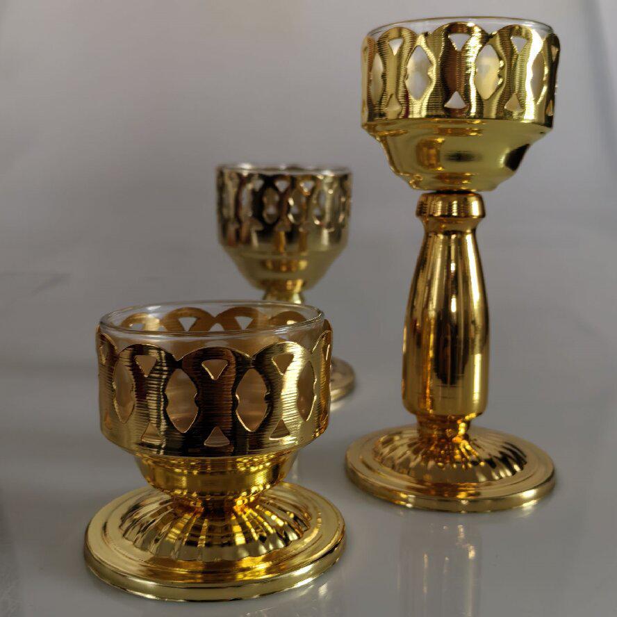 Exquisite Golden Chinese-Style Oil Lamp & Candle Holder
