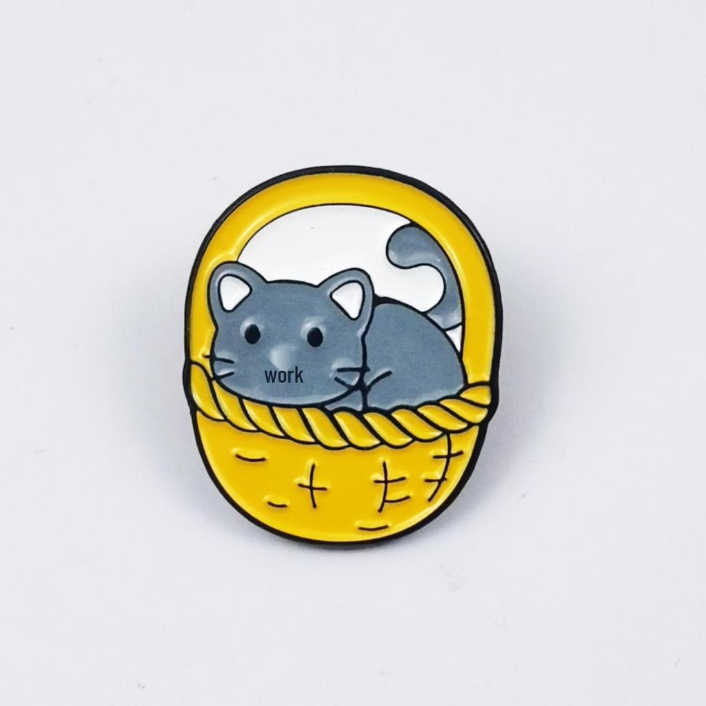 Cute Cartoon Cat Brooch - Fun, Versatile Alloy Badge for Bags & Clothing Accessories