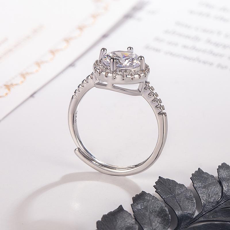 Eleganter Zirkonia-Ring mit simuliertem Diamant für Damen - Perfektes Verlobungs- oder Heiratsantragsgeschenk