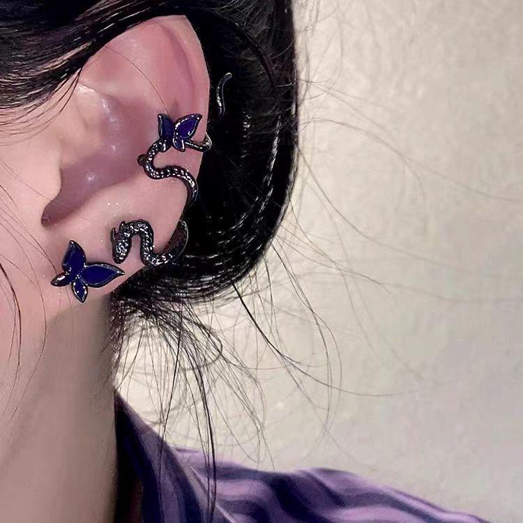 

Темные элегантные серьги-клипсы в виде змеиной косточки и бабочки для женщин Snake ear bone clip earrings