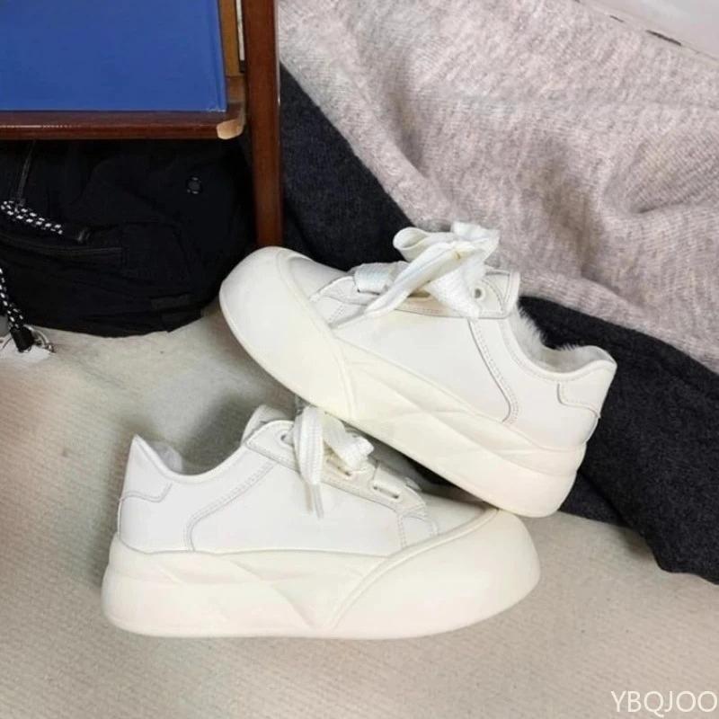 Thick soled high head bread shoes for winter female students providing warmth comfort simple comfortable white shoes