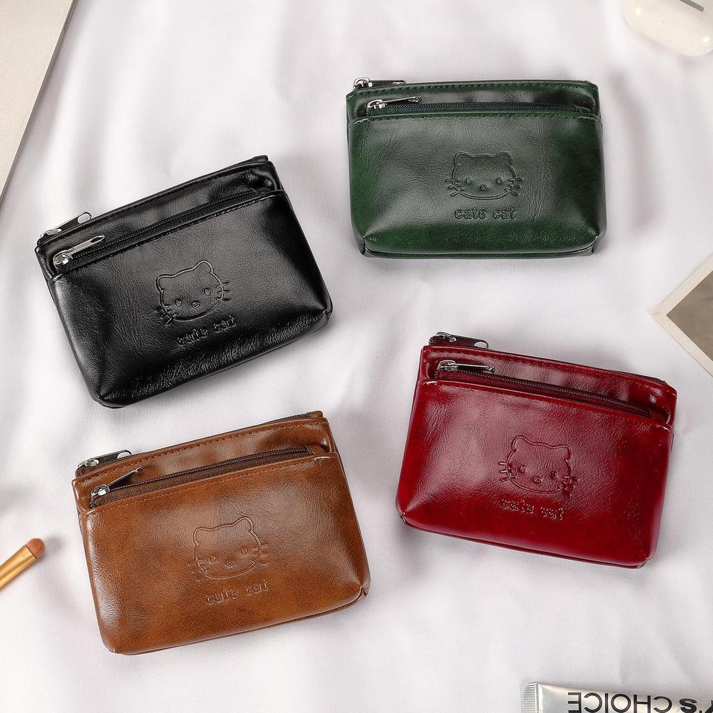 Handmade Oil Wax Leather Coin Purse: Cute Cartoon Design for Earphones & ID Cards