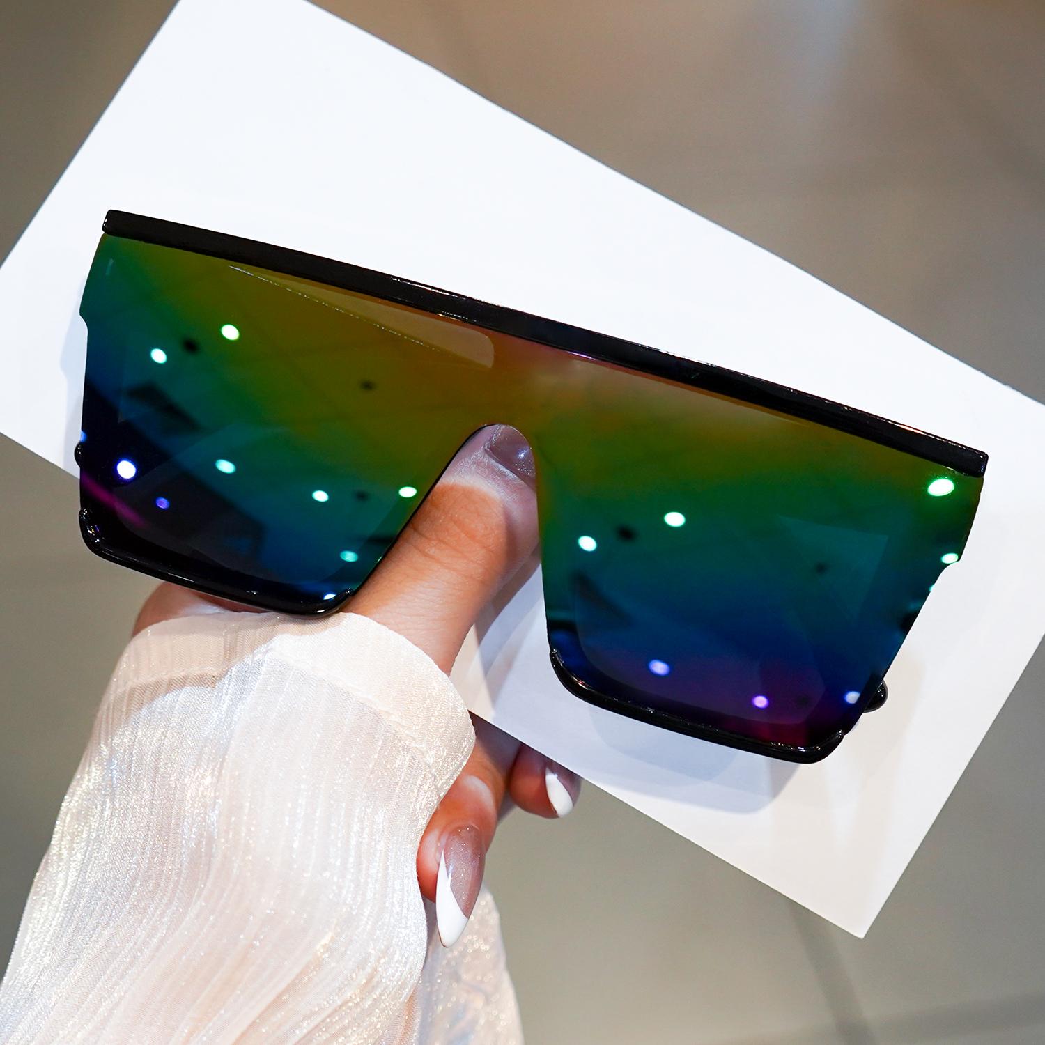 

Oversized Square Fashionable Unisex Sunglasses for Casual Wear, Perfect for Photoshoots and Parties, Ideal Gift