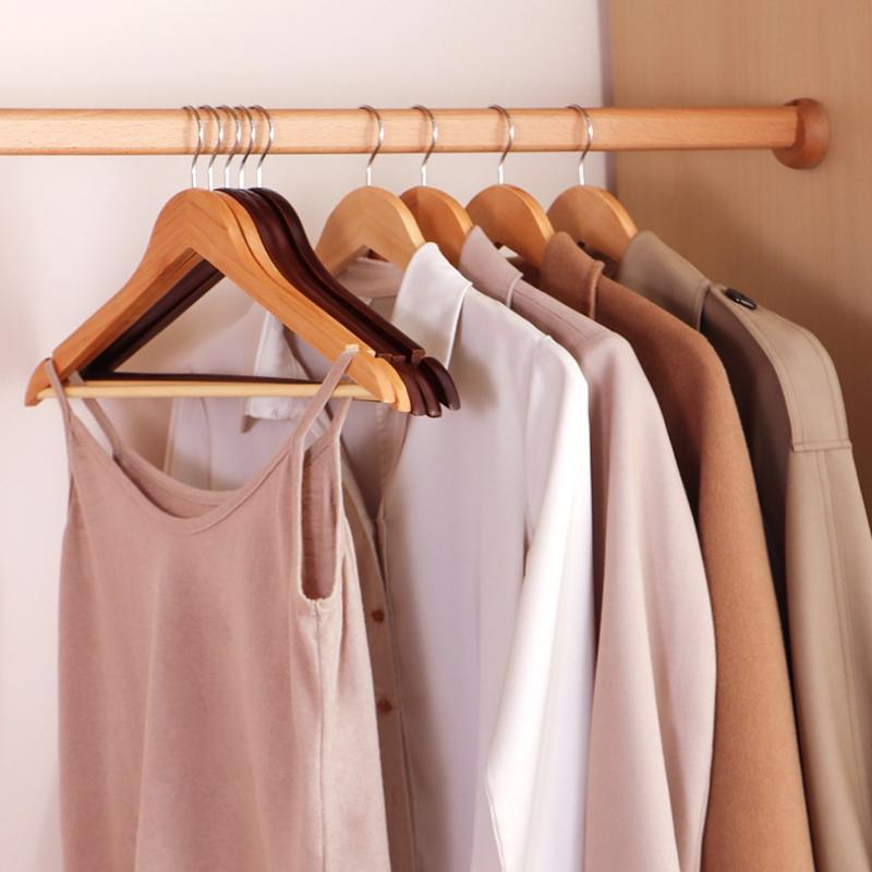 2/4 Wooden Hangers Solid Wood Hangers Clothing Store Wardrobe Wooden Clothes Hangers Home Seamless Adult Clothes Rack