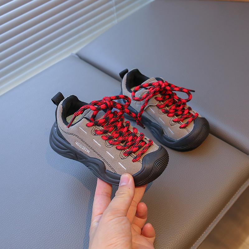 Children's mountain sports shoes 2025 spring and autumn boys' casual outdoor running shoes versatile girls' sports shoes comfortable