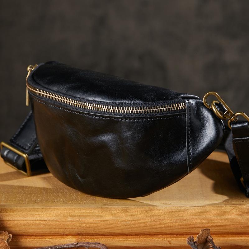 2026 Handcrafted Cowhide Chest Men's Genuine Leather Casual Phone Sports Outdoor Single-shoulder Crossbody Designer Luxury Bags