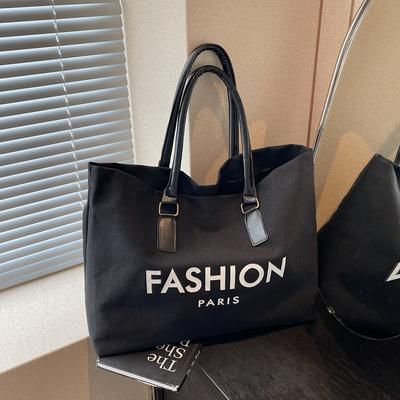 Damentaschen – Geräumige Taschen