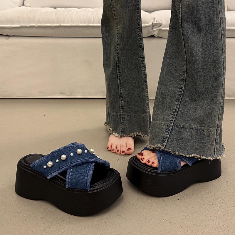 Thick bottom heightening cool slippers women s summer outer wear high-end new wedge slippers 35 3719₽
