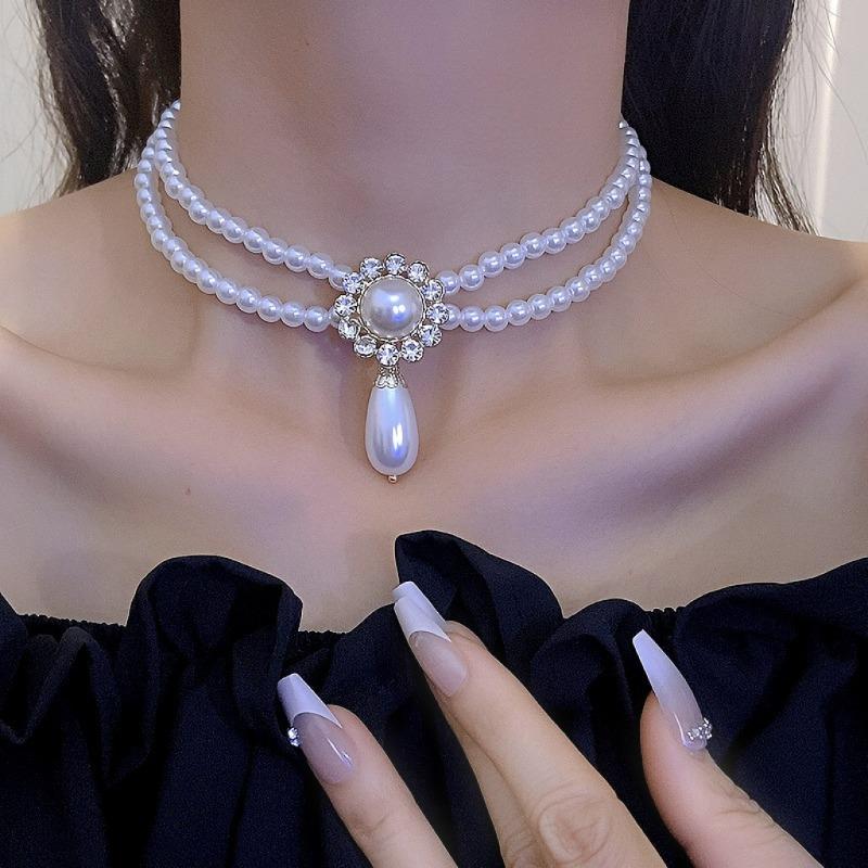 Korean Retro Pearl Diamond Fringed Neck Chain Internet Celebrity Temperament Design Sense Flower Bow Collarbone Chain Necklace Female