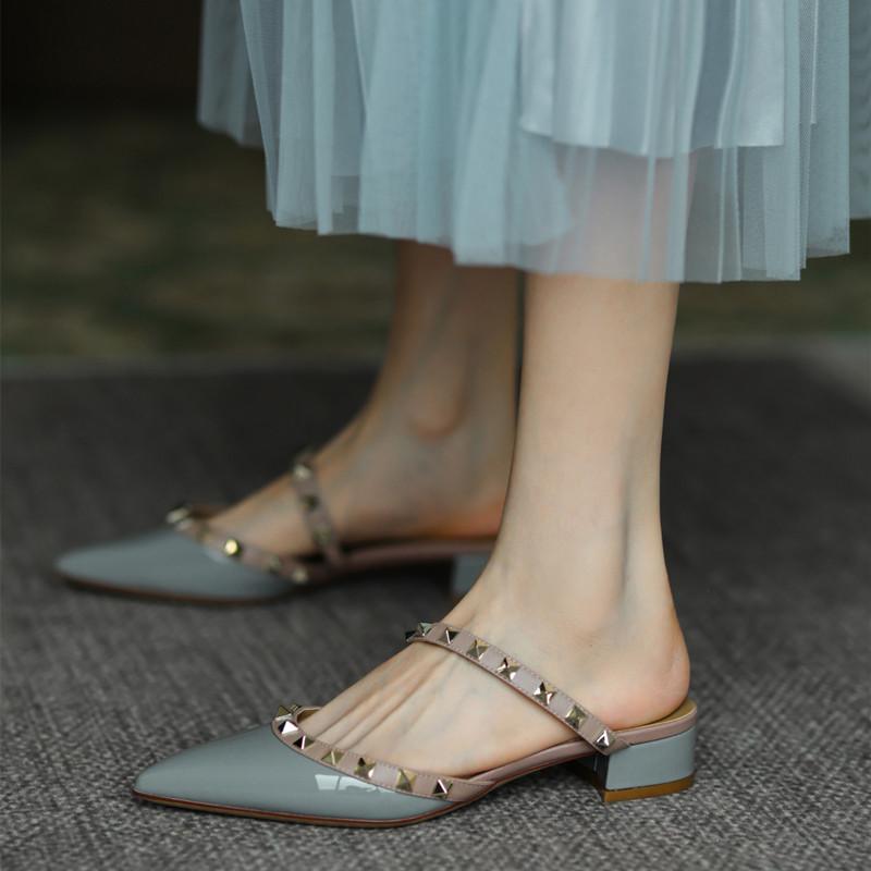 Summer new versatile willow thick heel middle heel shoes rivet pointed half drag sandals women's bag head outer wear women's shoes