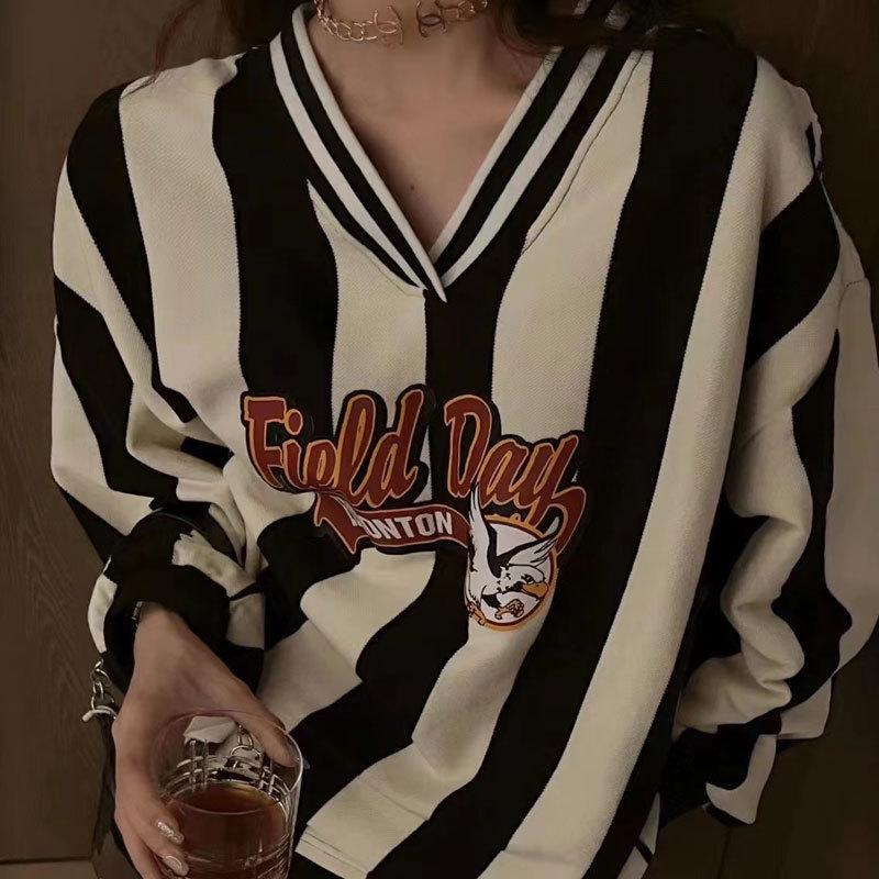 

Женский весенний 2025 свитшот свободного кроя с длинными рукавами, V-образным вырезом, полосатым колорблоком - спортивный повседневный топ средней длины 2XL (suggested for 160-180 lbs) чёрный