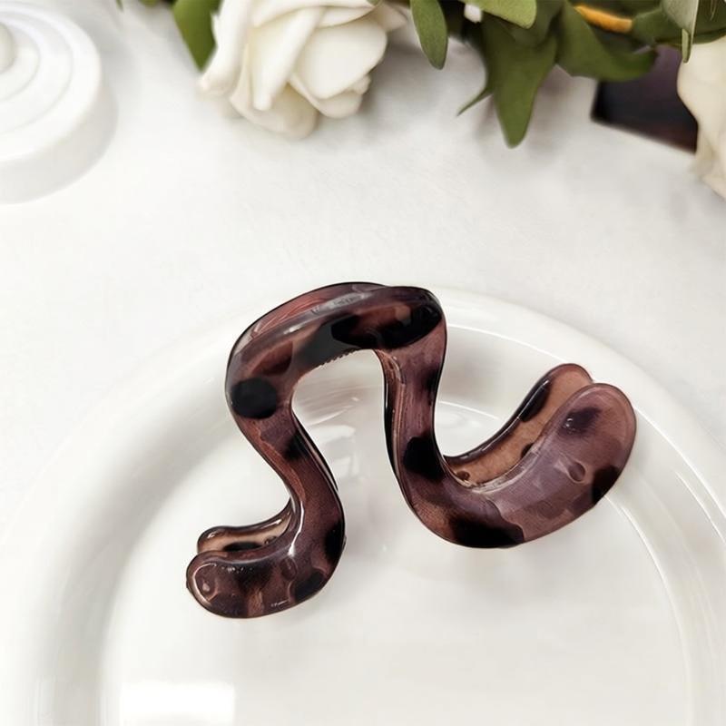 Creative 1PC half-braided hair clips shark clips Lady's hair fixation clips popular hair clips braided