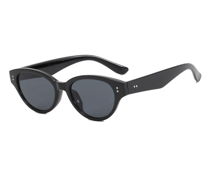 

Vintage Cat Eye Sunglasses Women Retro Rivets Decor High Quality Party Sun Glasses for Men