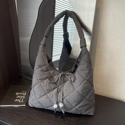 Casual Fashion Rhombus Embroidered Thread Shoulder Bag Simple Commuter Bag Retro Large Capacity Tote Bag Women'S Bag