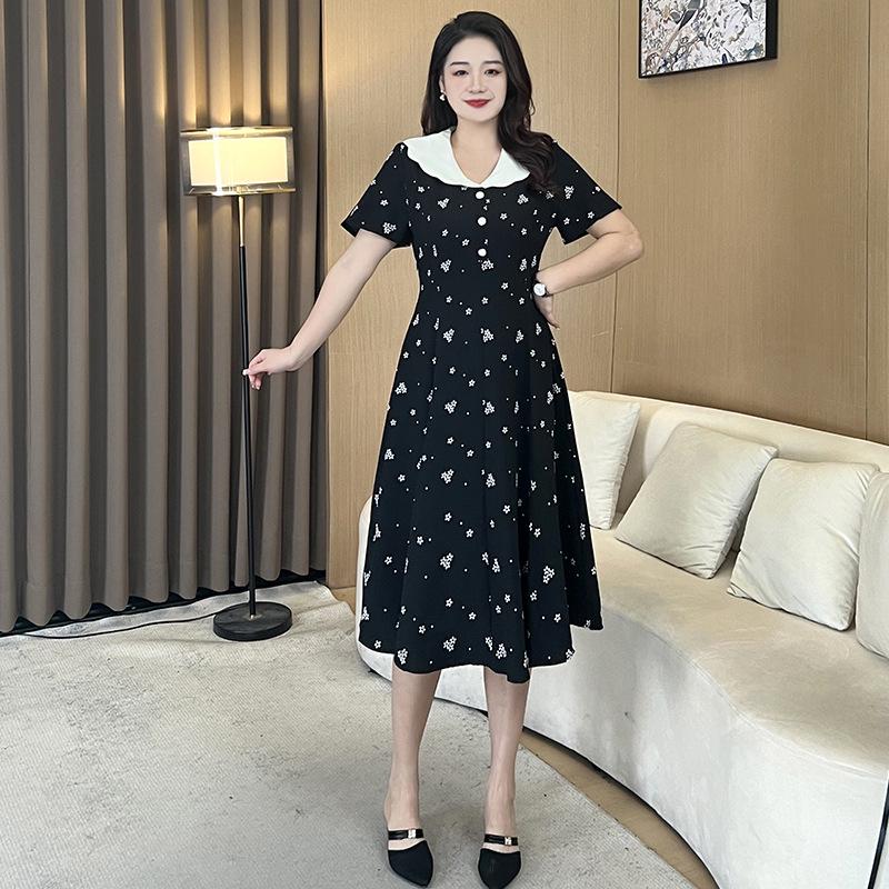 

Трендовое платье большого размера в корейском стиле 2025 - Миниатюрное и стильное для инфлюенсеров 3XL (150-165 jin)