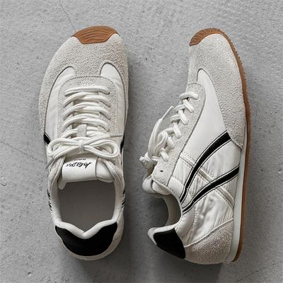 Damenschuhe – Sneaker