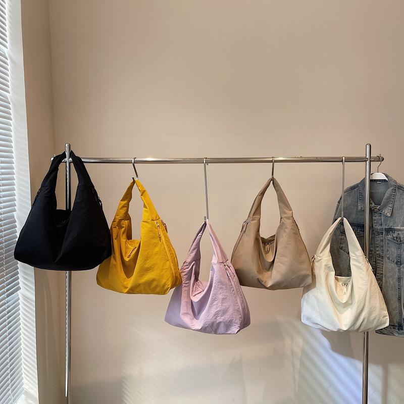 Casual soft side simple armpit bag women's large capacity light commuter tote bag ins trendy Japanese shoulder bag