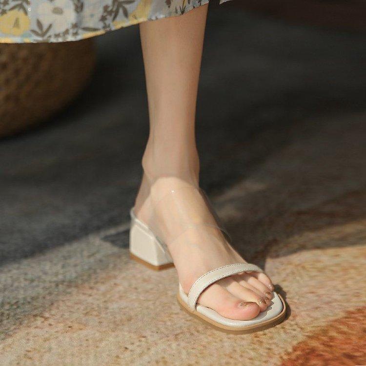 Summer new transparent belt one-word outer wear medium heel sandals thick heel large size slippers