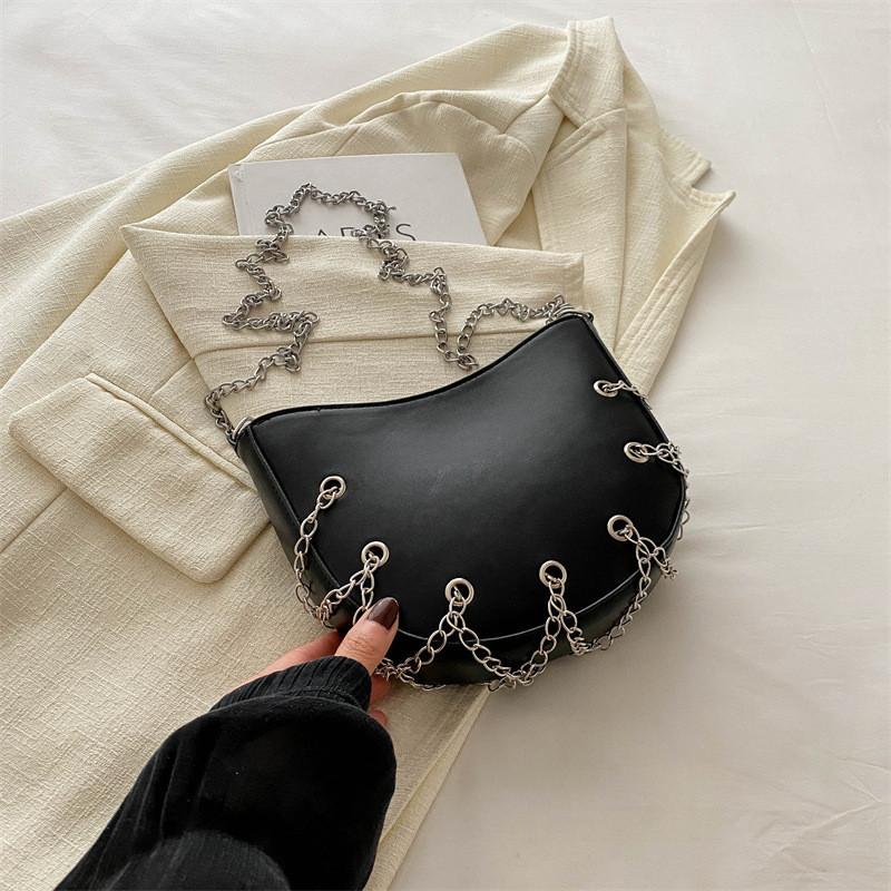 

Trendy Chic Saddle Bag For Girls Cute Pu Leather Crossbody Shoulder Bag With Zipper Closure