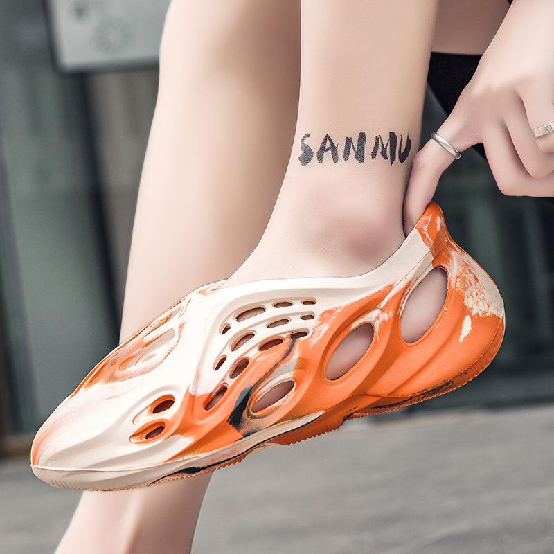 Zomer Nieuwe Camouflage Kokosnoot Gat Sandalen Romeinse Strandschoenen Casual Sandalen Mannen Vrouwen Koppel Eén Stuk Ademend Antislip Comfortabel