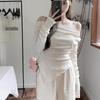 Sleek Off-Shoulder Slim Fit Long-Sleeve T-Shirt for Women - Early Autumn Essential
