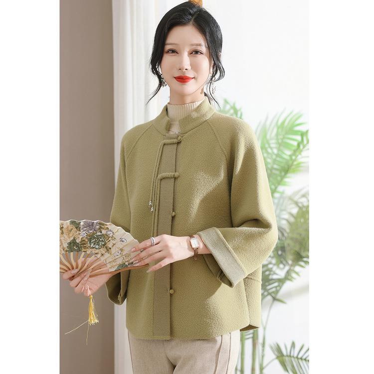 Mom Autumn and Winter New Chinese Top Fashion Middle-aged and Elderly Women's Woolen Coat Knitted Cardigan