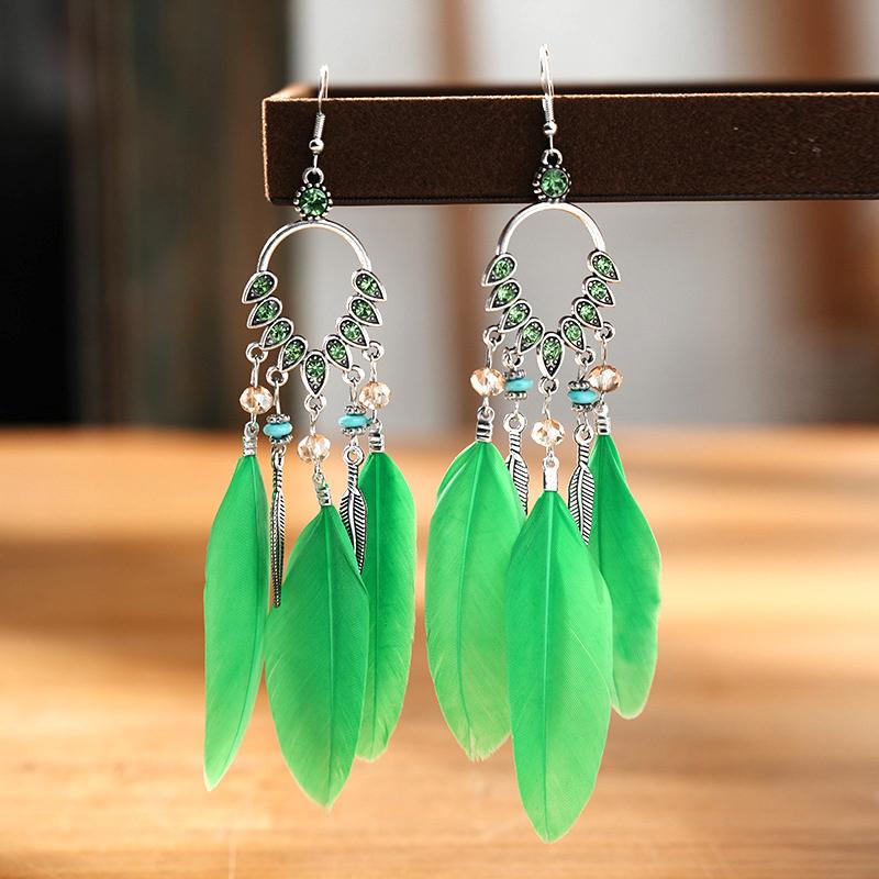 Modische Böhmische Bunte Federohrringe für Damen Ethnischer Stil Lange Geometrische Ohrringe Damen Schmuck Accessoires Geschenk