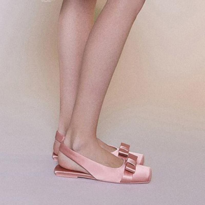 Baleríny Dámské pantofle Mašle Módní Boty se čtvercovou špičkou Letní Dámské sandály Návrhářské 2025 Cestovní Plážové boty Šaty Femme Žabky