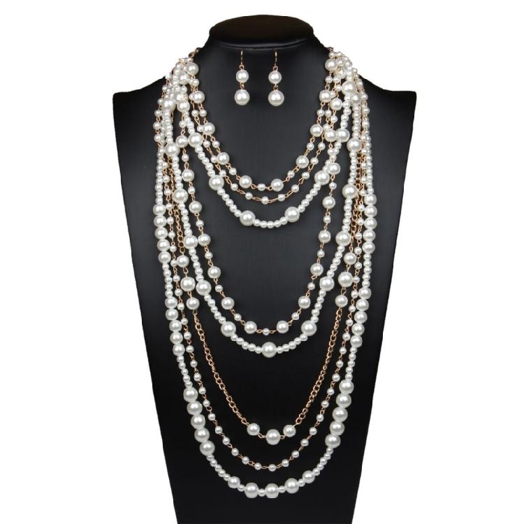 Stylish Pearls Jewelry Set Featuring Multilayers Necklace and Earrings Accessory for Fashionable Woman Casual Wear