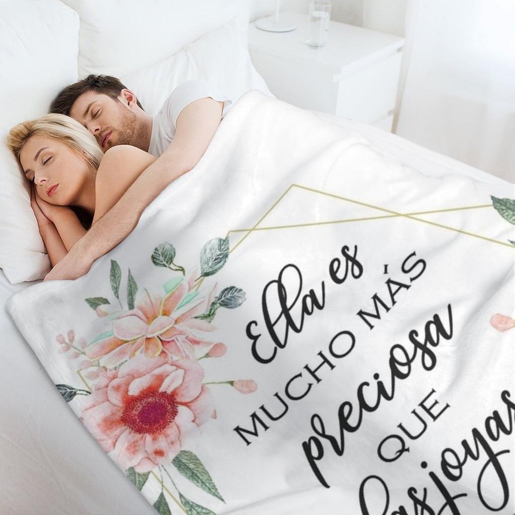 Spanish bible verse Proverbios 31:10 Throw Blanket blankets and throws christmas gifts Summer Beddings Summer Blankets