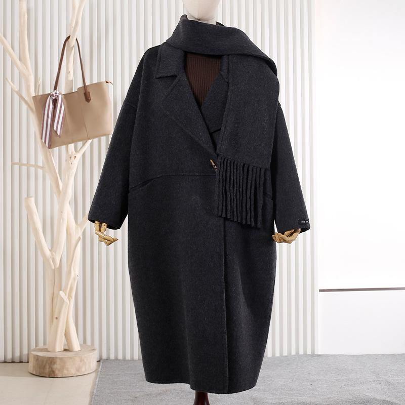 

Двустороннее шерстяное пальто Женское длинное легкое зрелое зимнее Корейский модный темперамент Новое двустороннее шерстяное пальто M чёрный