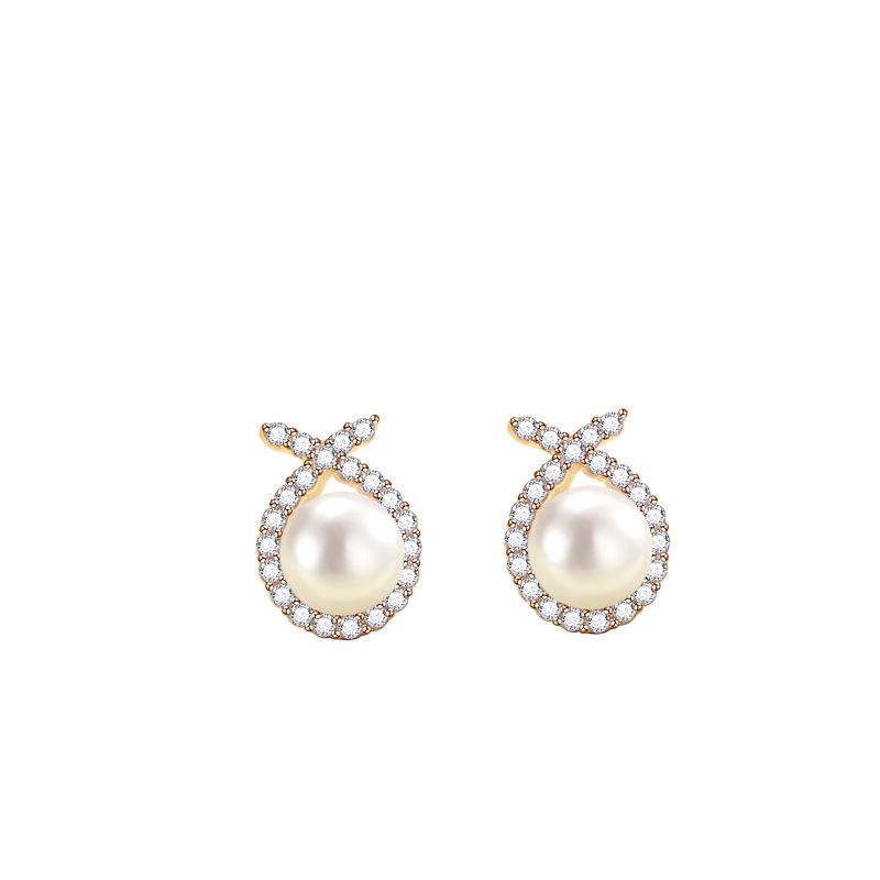 

New Trendy Silver Needle Stud Earrings, Premium Temperament Pearl Earrings, Light Luxury Cross Fishtail Pearl Earrings.