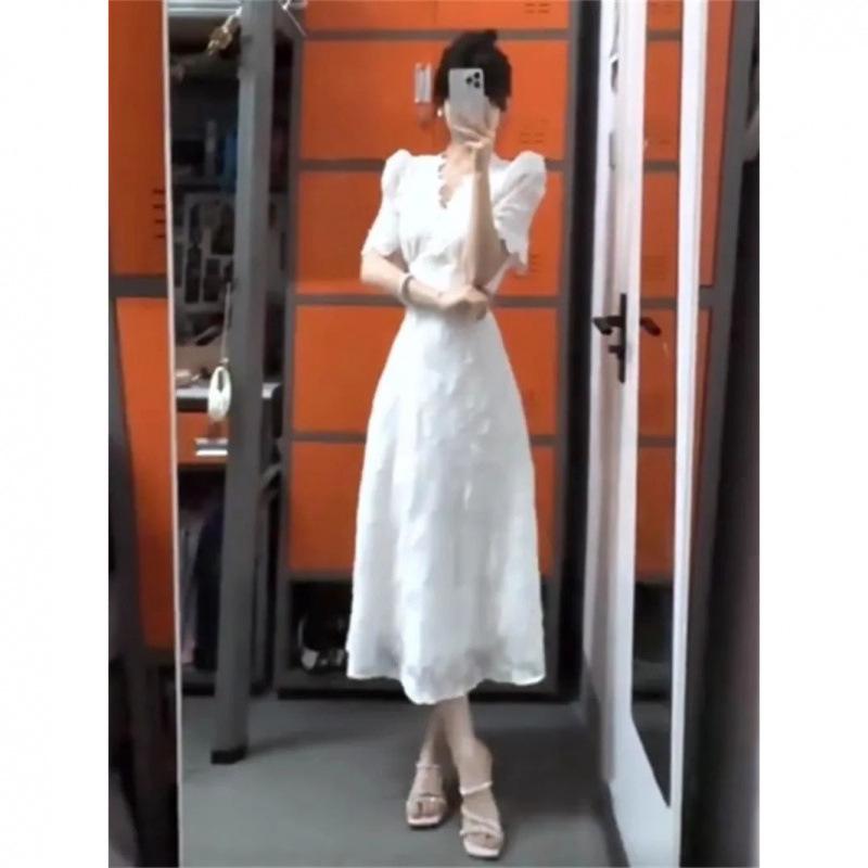 French Summer Women's Puff Sleeve Slimming Dress with Lace Skirt