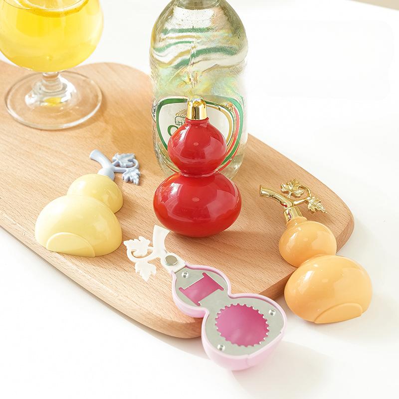 Multifunctional Magnetic Bottle Opener, Refrigerator Sticker Creative Gourd Cap Opener, Beer Bottle Bottle, Household Portable Wine Opener