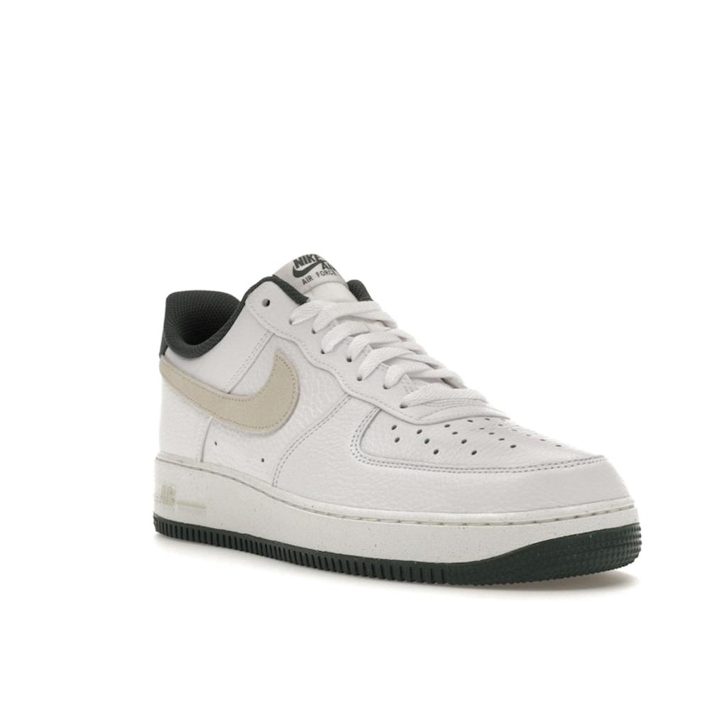 Nike Air Force 1 07 LV8 Vintage Green Men Sneakers White Sea-Glass HF1939-100