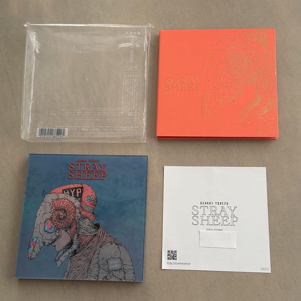 [USED] STRAY SHEEP (Artbook Edition)