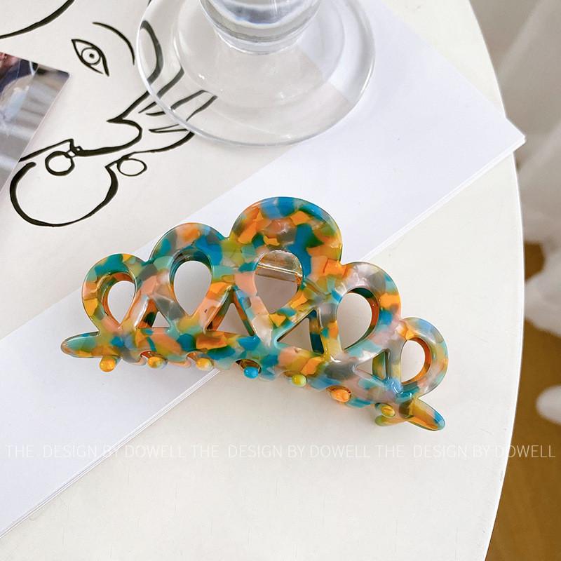 Exquisite Acrylic Crown Hair Claw For Women Featuring Chic Hollow Design For Upscale Looks