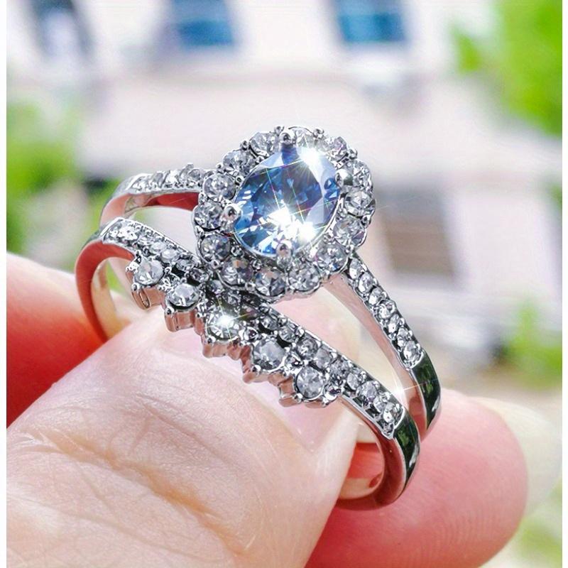 Suitable for the Independence Day Party, Oval Sapphire Diamond, Diamond Decoration, All Fresh and Shining.