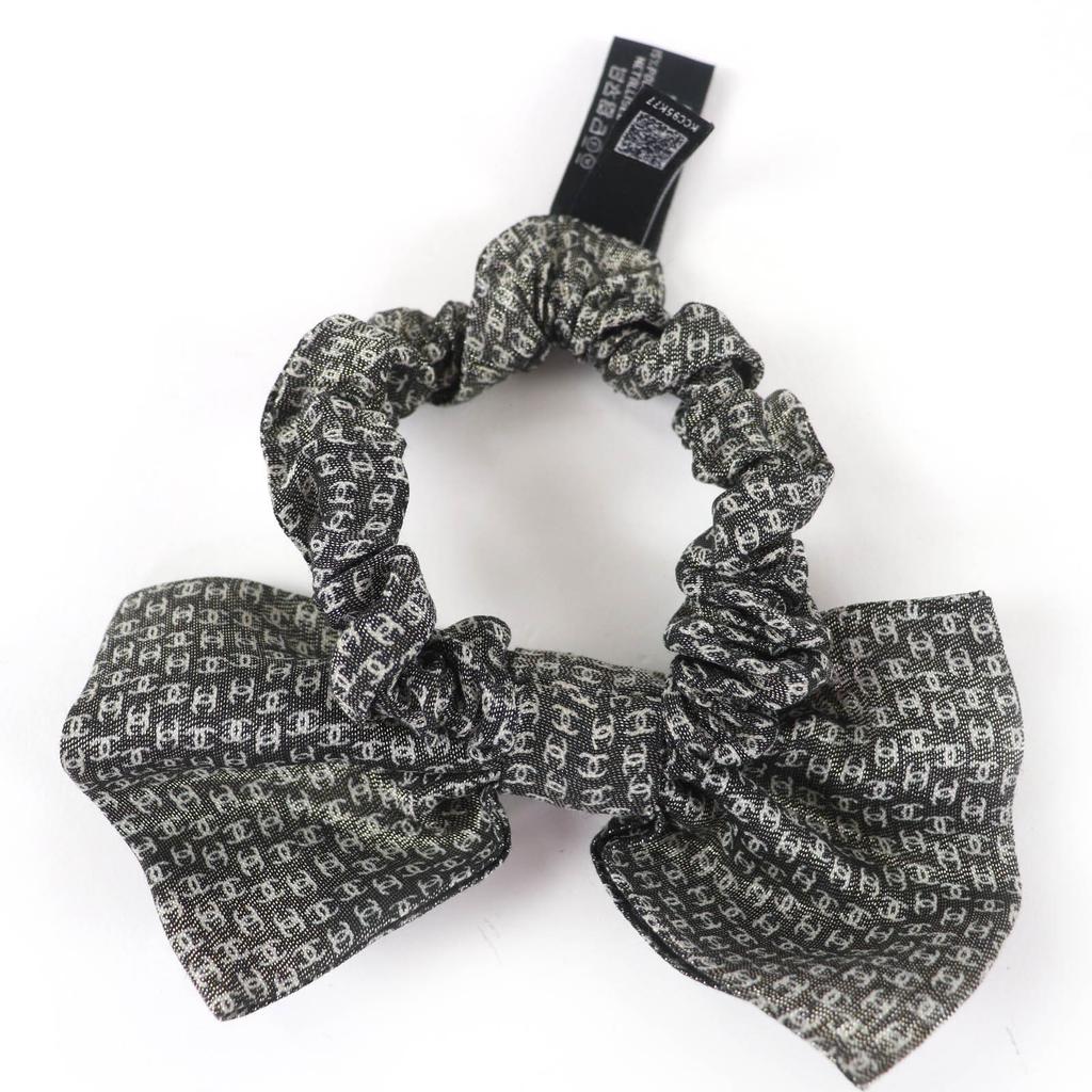 Excellent CHANEL Métiers d'Art Collection COCO Mark Ribbon Scrunchie Gray silk Used