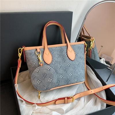 Bolso tote nuevo y moderno de color contrastante, bolso portátil para mujer de hombro o bandolera, bolsa pequeña gratis.